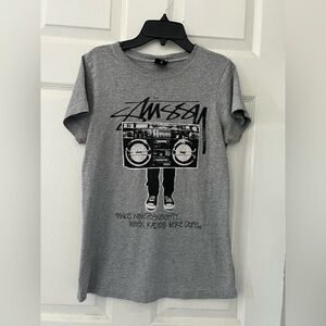 Grey Stüssy skater tee Women’s Size Medium